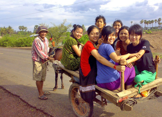 attraction-Kampong Thom Population Young Girl.jpg